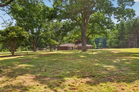 Exterior - 1412 Simpson Rd, Pendleton, SC 29670 photo 4 of 11
