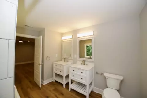 Bath - 317 Pendleton Rd, Clemson, SC 29631 photo 6 of 8