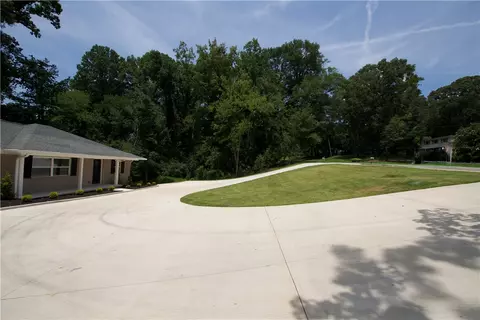 Exterior - 317 Pendleton Rd, Clemson, SC 29631 photo 2 of 8