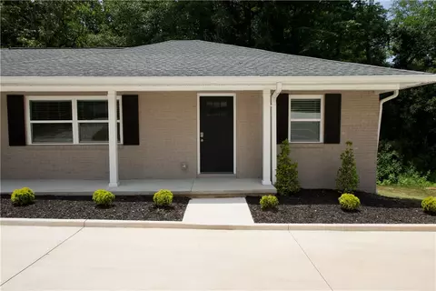 Exterior - 317 Pendleton Rd, Clemson, SC 29631 photo 3 of 8