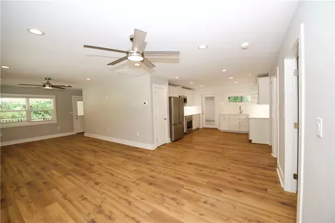 Living - 317 Pendleton Rd, Clemson, SC 29631 photo 1 of 5