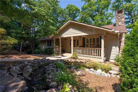 42 Foremast Dr, Salem, SC 29676