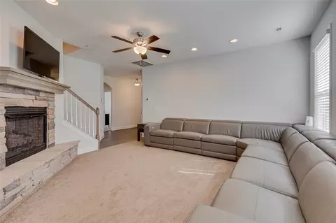 Living - 141 Capslock Trl, Pendleton, SC 29670 photo 3 of 4
