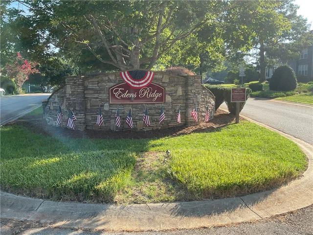 101 Edens Oaks Ct, Six Mile, SC 29682