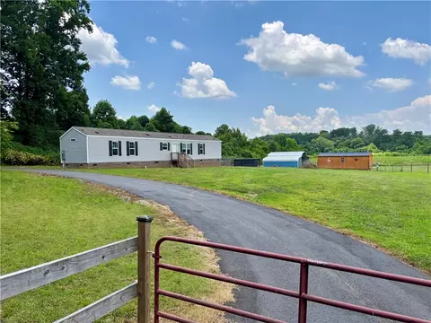 1165 Trotter Rd, Anderson, SC 29626