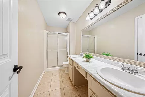 Bath - 121 White Oak Dr, Easley, SC 29642 photo 1 of 2