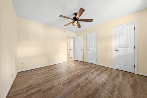 Bedroom - 121 White Oak Dr, Easley, SC 29642 photo 4 of 6