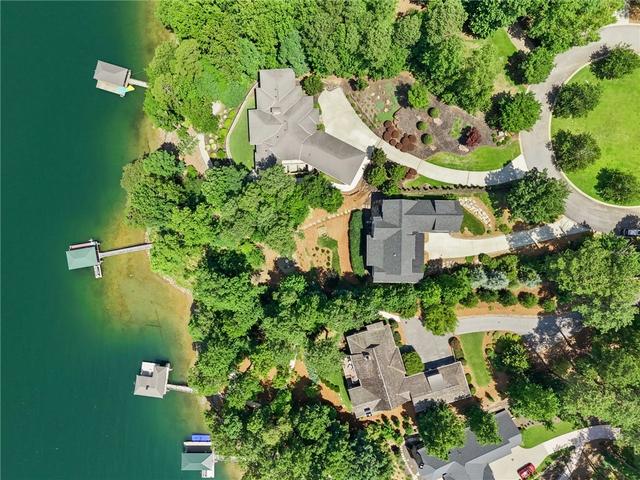 148 Cedar Bluff Ct, Six Mile, SC 29682