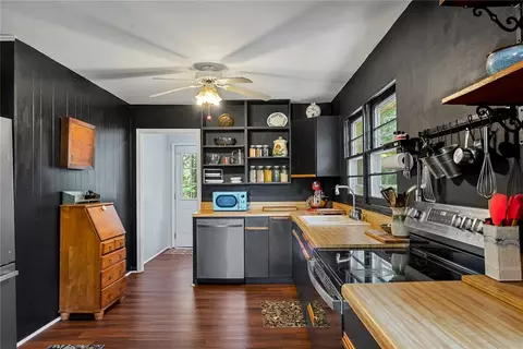 131 B D Johnston Rd, Central, SC 29630 photo 12