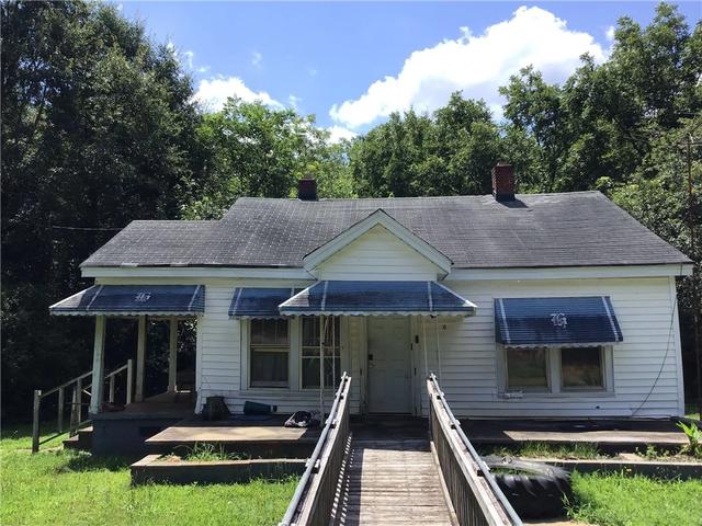 113 Hagood Dr, Seneca, SC 29678