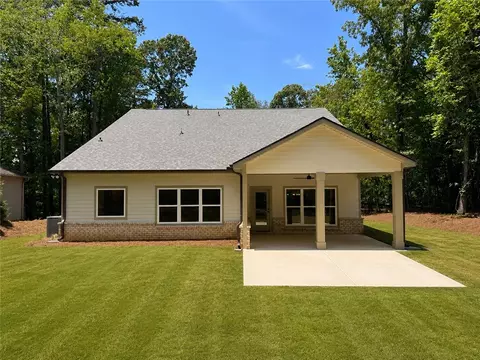 Exterior - 503 Chickasaw Dr, Westminster, SC 29693 photo 2 of 4