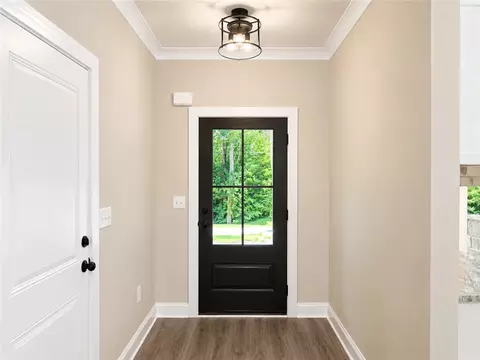 Entry Way - 503 Chickasaw Dr, Westminster, SC 29693 photo 1 of 3