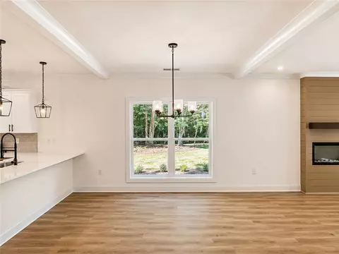 Dining - 503 Chickasaw Dr, Westminster, SC 29693 photo 1 of 1