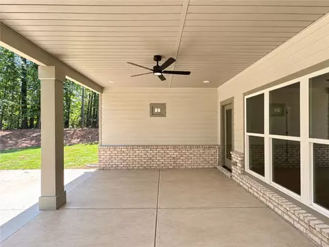 Exterior - 503 Chickasaw Dr, Westminster, SC 29693 photo 3 of 4
