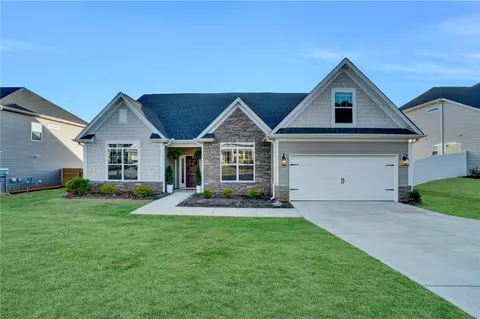 Exterior - 142 Juniper Hill Dr, Easley, SC 29642 photo 2 of 7