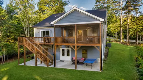 224 Seraph Pointe Pointe, Lavonia, GA 30553