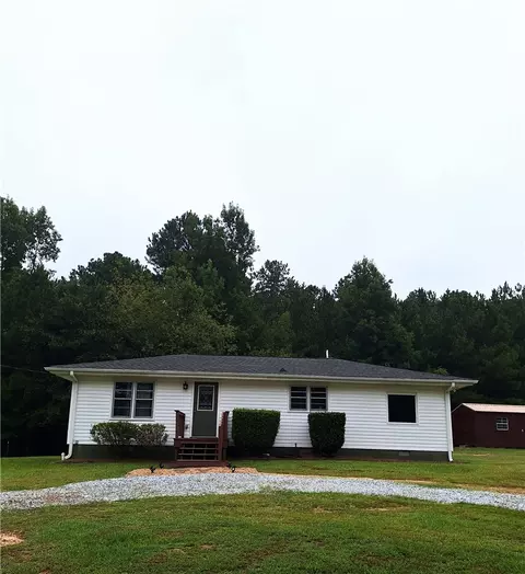 Exterior - 3314 Browns Bridge Rd, Bowman, GA 30624 photo 6 of 6
