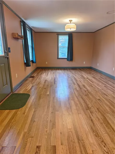 Living - 3314 Browns Bridge Rd, Bowman, GA 30624 photo 1 of 1