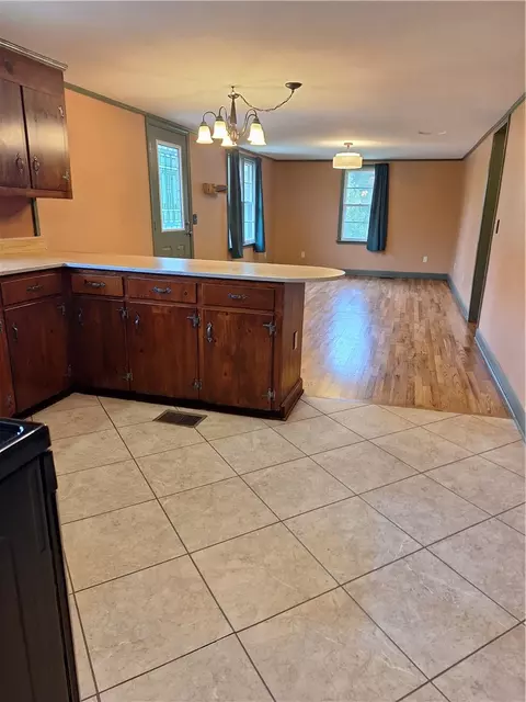 Kitchen - 3314 Browns Bridge Rd, Bowman, GA 30624 photo 2 of 4