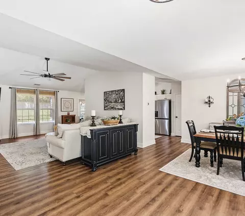 Dining - 108 Bragg Dr, Williamston, SC 29697 photo 2 of 4