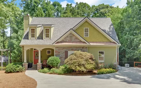 819 Tranquility Ln, Hartwell, GA 30643