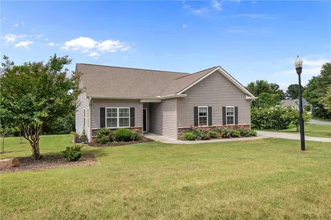 201 Ashwood Ln, Anderson, SC 29625