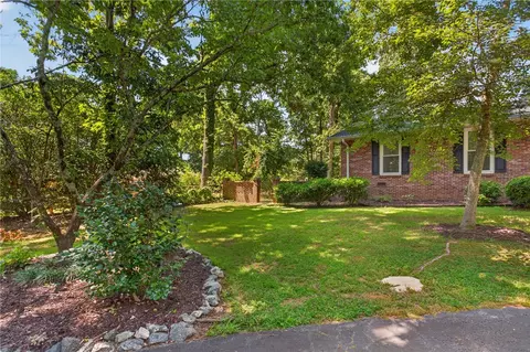 Exterior - 107 Shannon Dr, Pendleton, SC 29670 photo 5 of 12