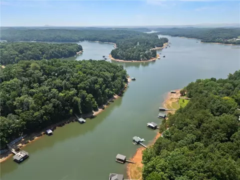 View/Area - 332 Two Rivers Dr, Westminster, SC 29693 photo 5 of 7