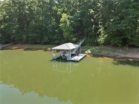 View/Area - 332 Two Rivers Dr, Westminster, SC 29693 photo 1 of 7