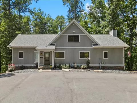 Exterior - 332 Two Rivers Dr, Westminster, SC 29693 photo 3 of 11