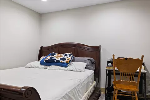 Bedroom - 332 Two Rivers Dr, Westminster, SC 29693 photo 5 of 5