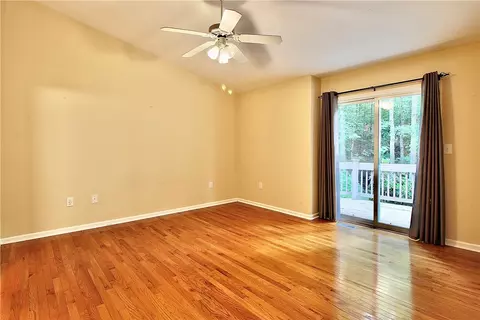 Living - 105 Eagle Ct, Westminster, SC 29693 photo 3 of 3