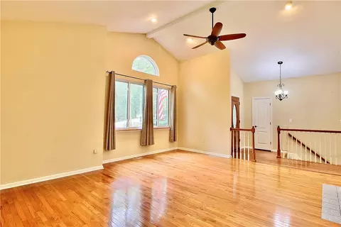 Living - 105 Eagle Ct, Westminster, SC 29693 photo 1 of 3