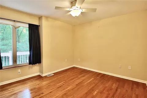 Bedroom - 105 Eagle Ct, Westminster, SC 29693 photo 2 of 3