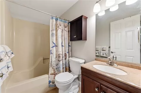 Bath - 1014 E Queen St, Pendleton, SC 29670 photo 2 of 2