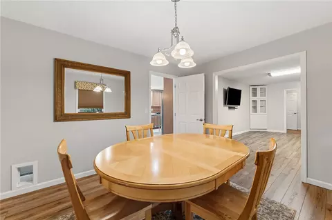 Dining - 1014 E Queen St, Pendleton, SC 29670 photo 2 of 2