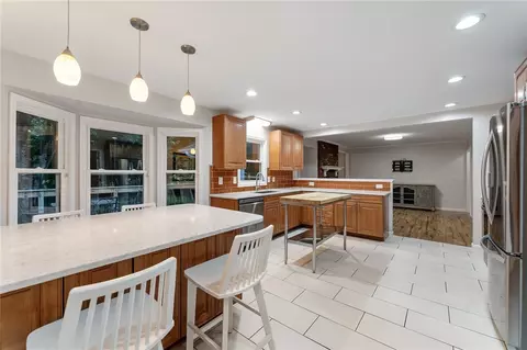 1014 E Queen St, Pendleton, SC 29670 photo 10