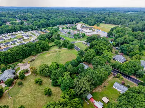 View/Area - 1014 E Queen St, Pendleton, SC 29670 photo 5 of 6