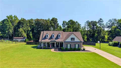 103 Clara Smith Ln, Piedmont, SC 29673