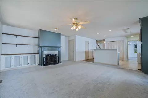 Living - 110 Grand Oak Cir, Pendleton, SC 29670 photo 3 of 3
