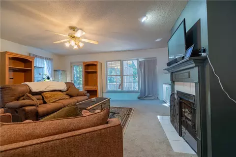 Living - 110 Grand Oak Cir, Pendleton, SC 29670 photo 2 of 2