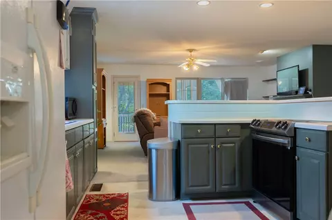 Kitchen - 110 Grand Oak Cir, Pendleton, SC 29670 photo 2 of 2