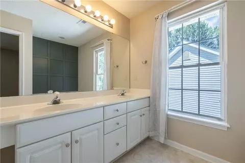 Bath - 110 Grand Oak Cir, Pendleton, SC 29670 photo 4 of 4