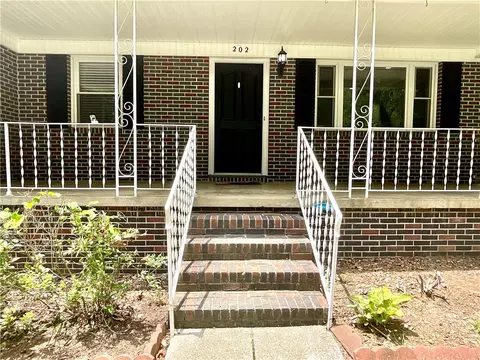 Exterior - 202 Muller Rd, Walhalla, SC 29691 photo 1 of 21