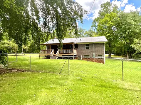 Exterior - 202 Muller Rd, Walhalla, SC 29691 photo 7 of 21