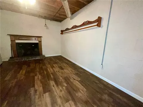 Living - 202 Muller Rd, Walhalla, SC 29691 photo 5 of 5