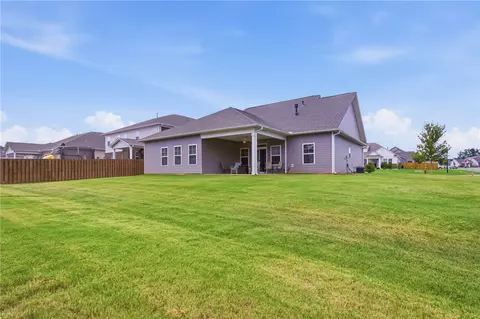 Exterior - 201 Tralee Dr, Pendleton, SC 29670 photo 5 of 7