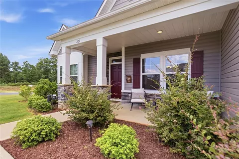 Exterior - 201 Tralee Dr, Pendleton, SC 29670 photo 7 of 7
