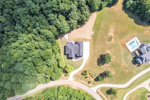 View/Area - 574 Paramount Dr, Seneca, SC 29678 photo 1 of 4