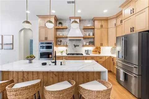 Kitchen - 574 Paramount Dr, Seneca, SC 29678 photo 3 of 5